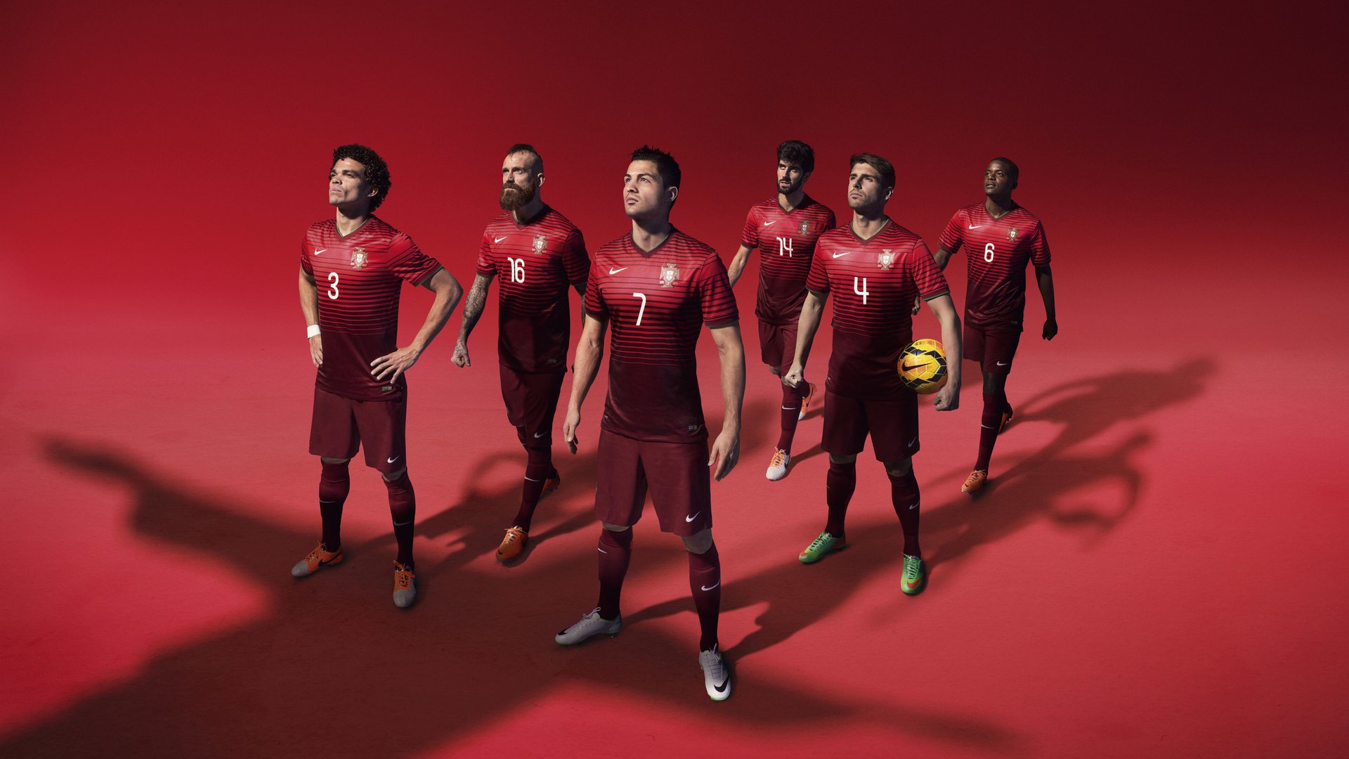 中国足球联赛直播互动平台升级提高用户体验,中国足球直播表